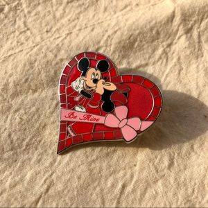 ‘Be Mine’ valentine’s day disney pin